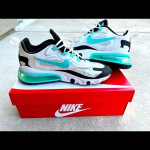 Nike Air Max 270